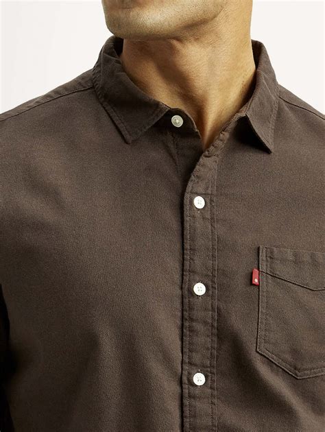 Men's Solid Brown Slim Fit Shirt – Levis India Store