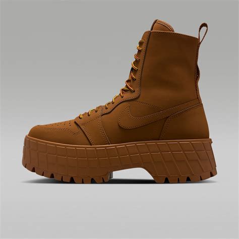 Air Jordan 1 Brooklyn Women's Boots. Nike VN