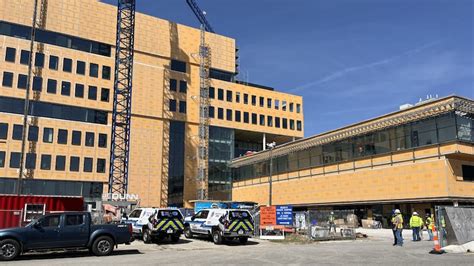 Crews respond to house fire in Ashland