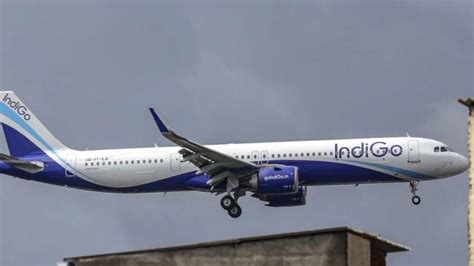 IndiGo relinquishes over 700 slots at domestic airports after 10% cut ...