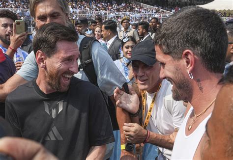 Lionel Messi to meet Sachin Tendulkar in Mumbai today: Met Rahul Gandhi ...