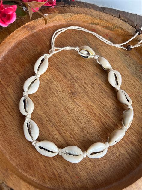 REAL COWRIE NECKPIECE – handmadeaholicmishka