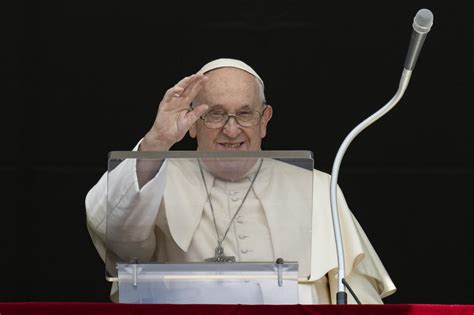 Be modern prophets by guiding others to the Holy Spirit, pope asks ...