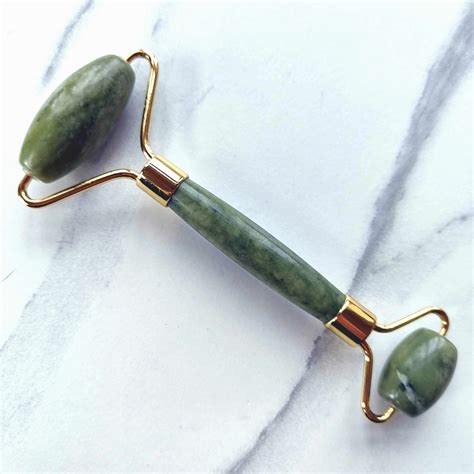 Jade Roller - Jade Face Roller - Facial Massager — Crystal Pumpkin ...