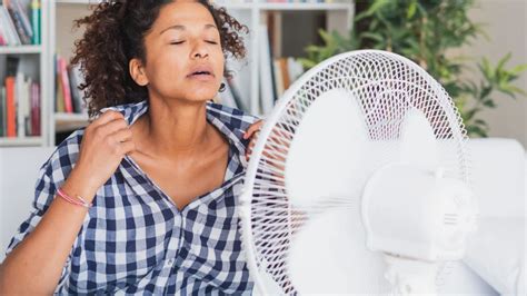 Hot Flash Triggers: What Causes Hot Flashes and How to Manage Them