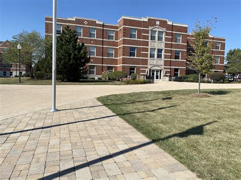 Lewis University - Acceptance Rate, Deadlines & Admission Info