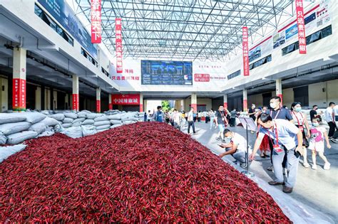 首家遵义特色食品体验馆落户城市超市 打开沪遵消费扶贫产销对接新窗口_央广网