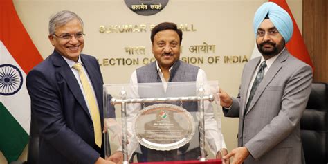 EC Emerging as ‘Convenient Scapegoat’, Says Rajiv Kumar at End of ...