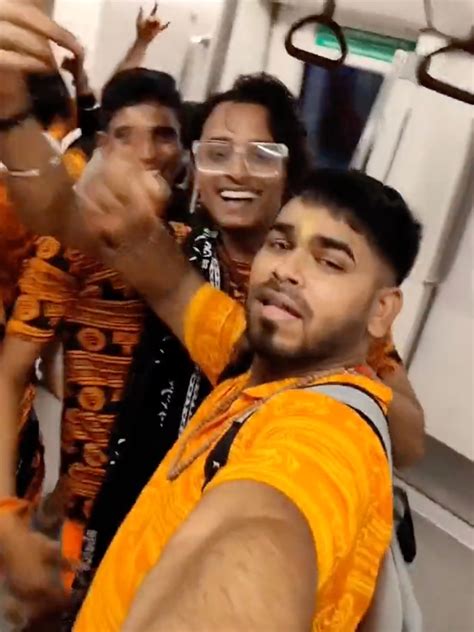 Kanwariyas dancing in Delhi Metro, watch viral video; know importance ...