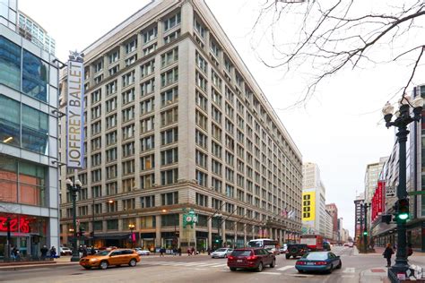 Field Building 的图像结果