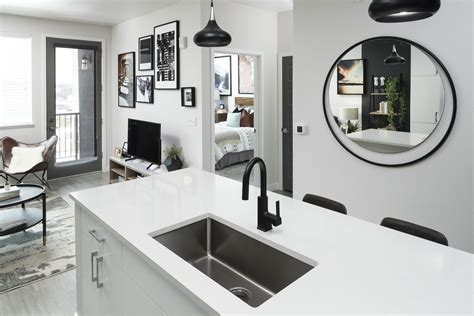 Canvas on Blake - KEPHART