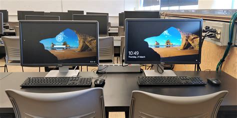 Rectangular Computer Labs 的图像结果