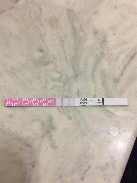 This is a positive LH test right? : r/FirstTimeTTC