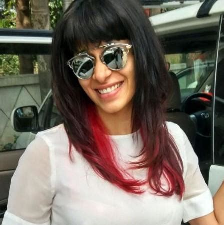 'Bigg Boss 9' contestant Kishwer celebrates her birthday with Suyyash ...