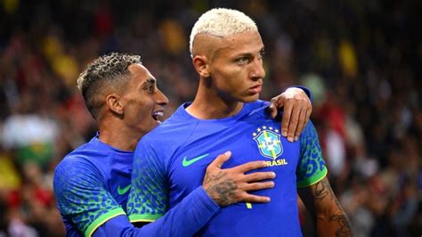 Fan throws banana at Brazil players during goal celebration in final ...