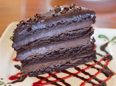 Olive Garden Triple Chocolate Strata Cake Recipe | Fasci Garden