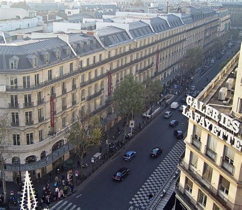 Paris upside down: the city under Haussmann's renovations | The Vintage ...