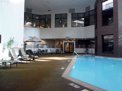 Hilton Albany Pool: Pictures & Reviews - Tripadvisor