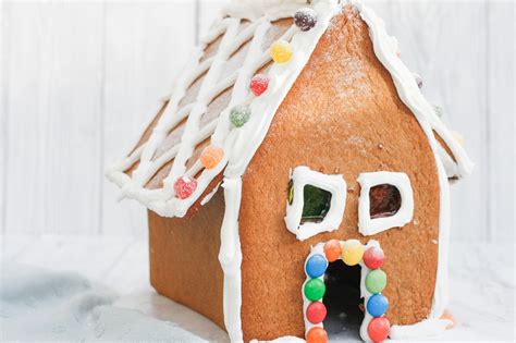 Simple Gingerbread Houses For Kids