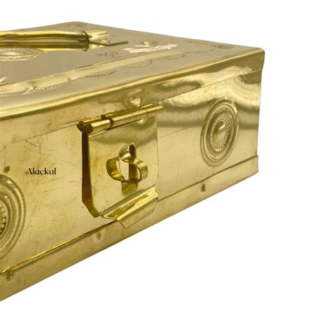 BRASS BETEL BOX | MURUKKAN PETTI | CHELLAPETTI – Alackal Bell Metals