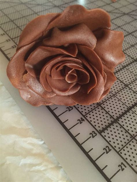 Fondant Rose Instructions 的图像结果