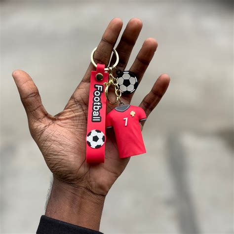 Ronaldo T-shirt - 3D Silicone Keychain – Chill Machi