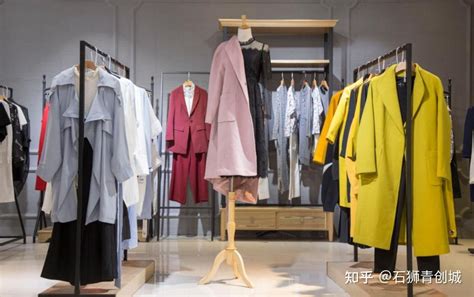 怎么买衣服省钱又好看 怎么买衣服便宜又好看？ - 穿衣搭配 - 前沿社