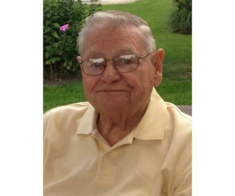 Richard W. "Dick" Ray Obituary (2024) - Saginaw, MI - Deisler Funeral Home