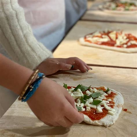 1-Hour Pizza Making Class in Rome in Rome | Pelago