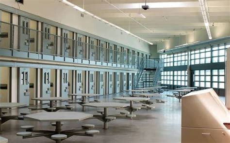 Coffee Correctional Facility Visitation - Inmate Escapes Coffee Creek ...