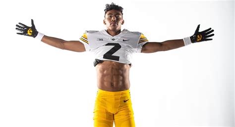 Iowa Football Enjoys Active Signing Day - Hawk Fanatic