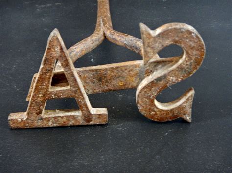 Branding Iron In Spanish at Katie Jenkins blog