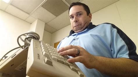 Front Camera Meme 的图像结果