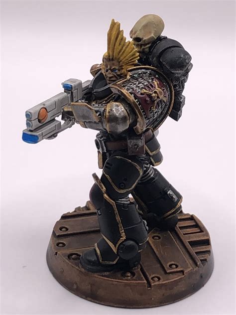 A Sons of the Phoenix making due with limited supplies : r/deathwatch40k