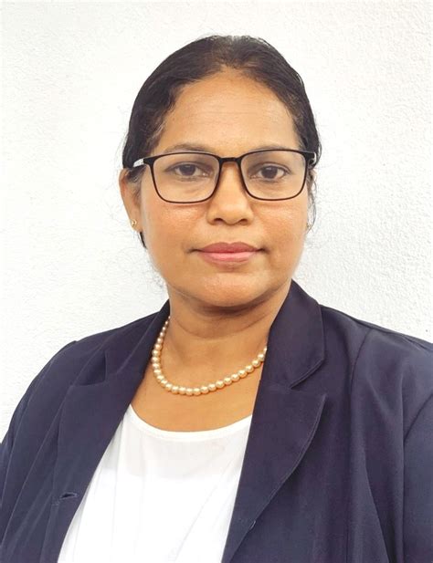 Queen Book - Queen Awards , International women Awards