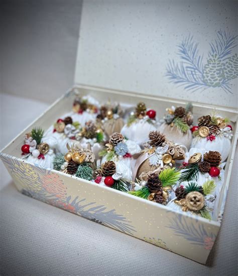 Handmade Elegant Luxury Christmas Ornaments. Modern Rustic Velvet Ball ...