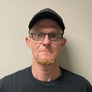Garrett Billy Nathan, a registered Sex Offender in Greenville, KY 42345 ...