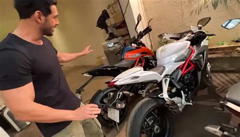 Bollywood Actor John Abraham's Superbike Collection: Suzuki Hayabusa ...