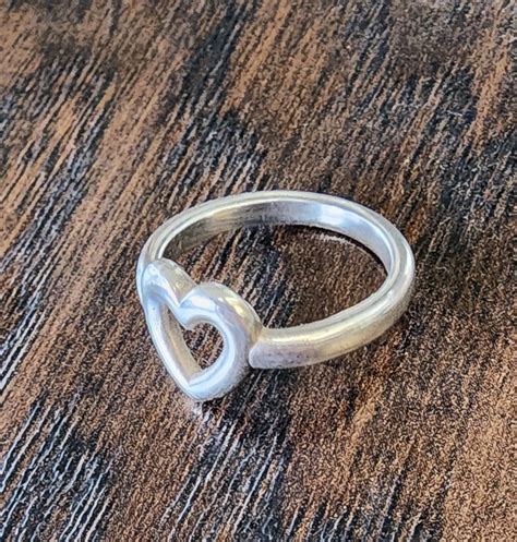 James Avery Retired Heart Open Center Ring Sterling S… - Gem