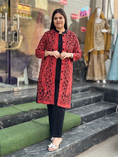 PREMIUM WOOL RED THREAD WORK 3PC SHRUG SUIT – Arsh Wardrobe Collection