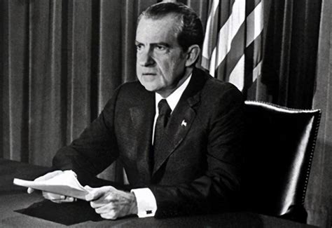 水门事件：尼克松为何成为一个下台的美国总统_这里是美国_嘻嘻网