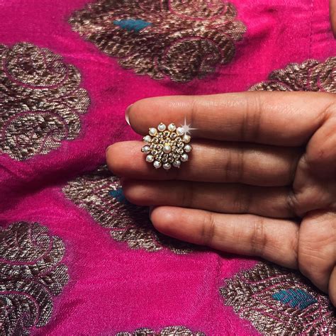 WHITE PEARL NOSE PIN – Aahaanamooguthi