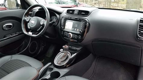 Henry Payne » Payne: Kia Soul Turbo thinks outside the box