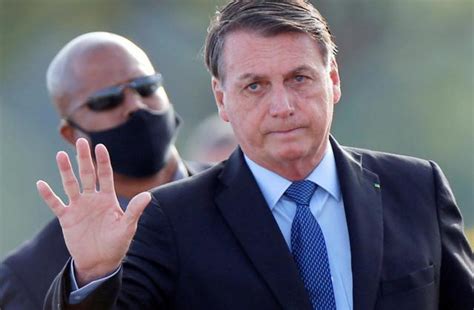 巴西总统确诊，曾蔑称：新冠病毒就是小流感，上帝会来救我们_腾讯新闻