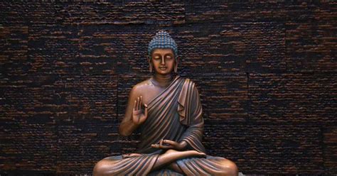 Buddha Statue for Home Vastu Tips - Placement, Direction, Decoration ...