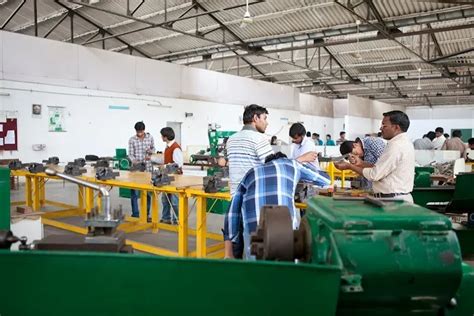 Skyline Institute of Engineering and Technology Greater Noida Campus ...