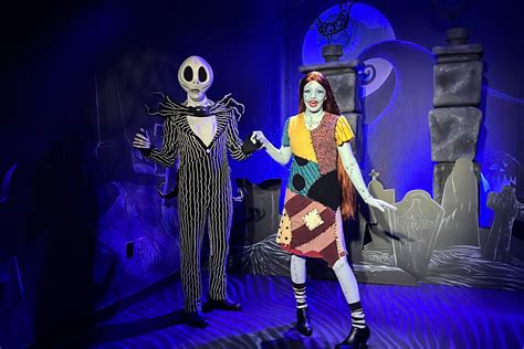 Jack Skellington And Sally Merry Christmas