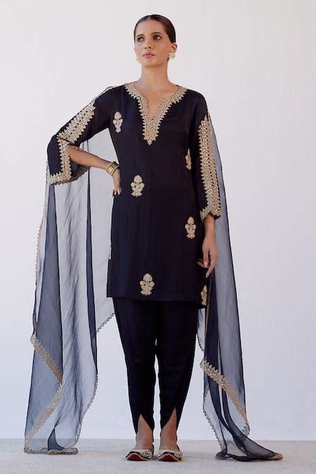 Buy Black Cotton Silk And Organza Floral Notched Embroidered Kurta ...