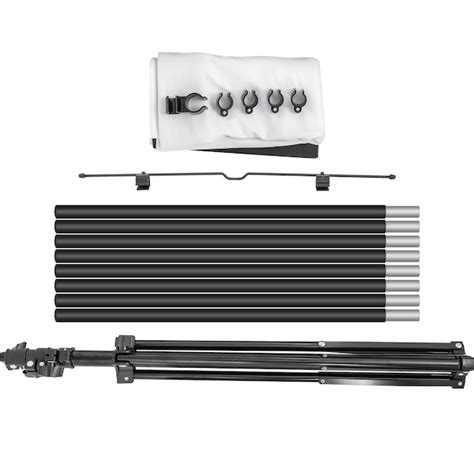 VEVOR 96.1-in L x 79-in W x 53.9-in H Indoor/Outdoor Movie Screen ...