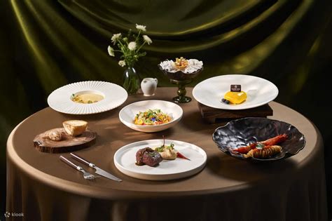 Cloud Nine Fine Dining: Skyline Views & Vietnamese Cuisine - Klook